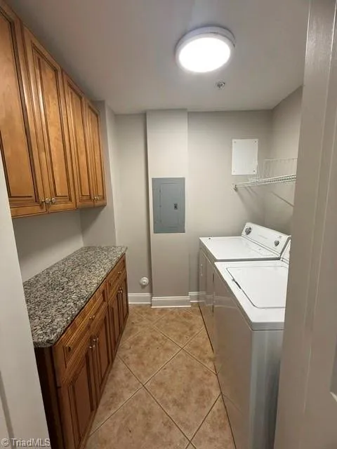 238 Lewis Street #102