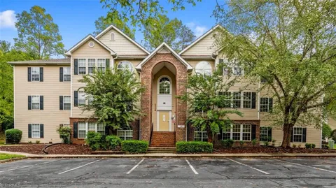 131 Ivy Glen Court