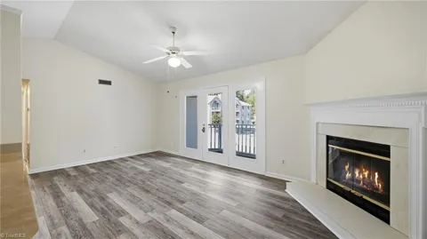 3701 #5J Cotswold Terrace