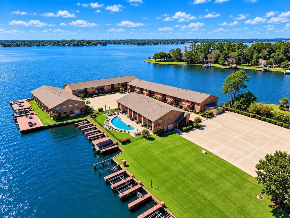801 River Road #C106 Montgomery, TX 77356