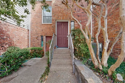 5619 Preston Oaks Road #804