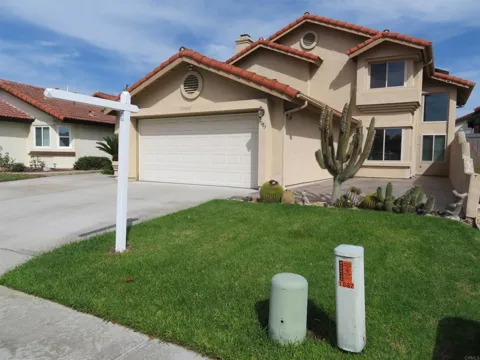 1085 Winding Oak Drive