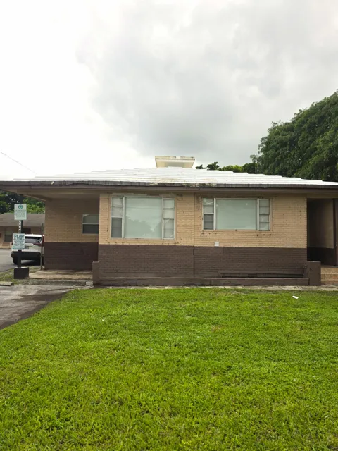 24242440 NW 21st Street #7