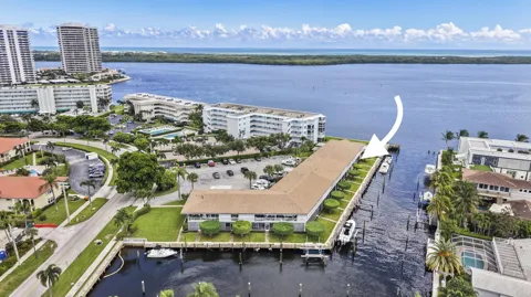 68 YACHT CLUB DRIVE #12