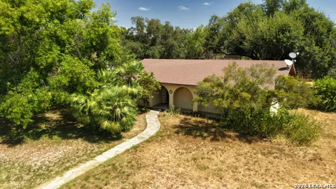 116 E Bluebonnet Drive