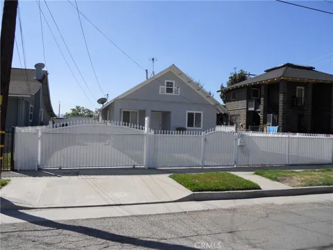 635 W 8th