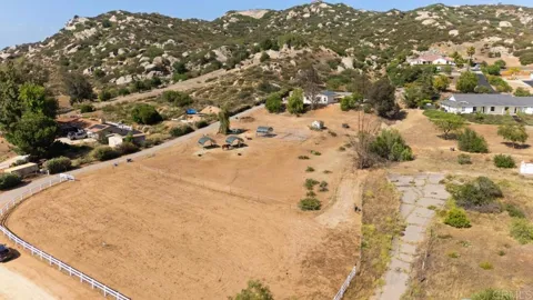 18453 Ramona View Dr
