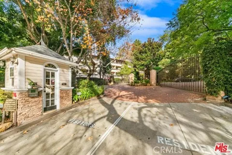2700 Cahuenga Boulevard E #2217