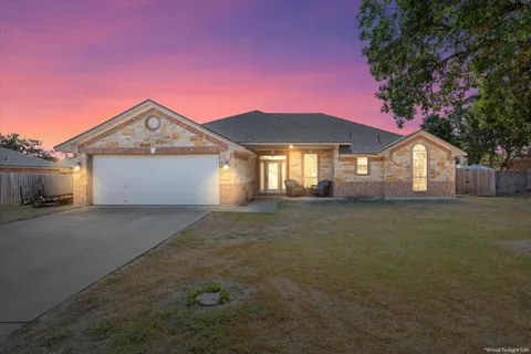 5890 Denmans Loop