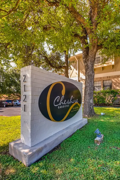 2121 W William Cannon Drive #218