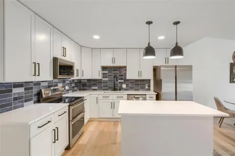795 S Alton Way #6D