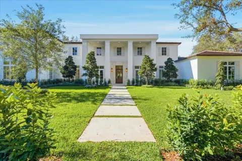 5940 SW 100th Ter