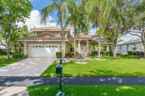 4960 NW 106th Ave