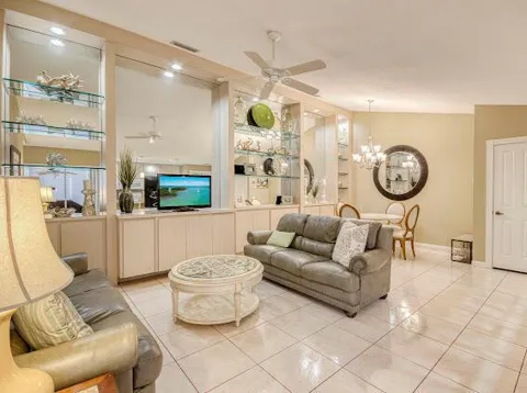 4101 Water Oak Court