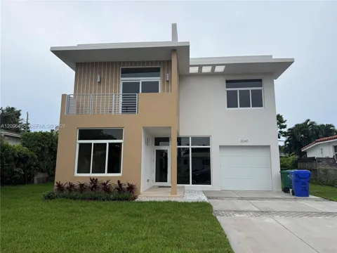 3240 SW 20th St