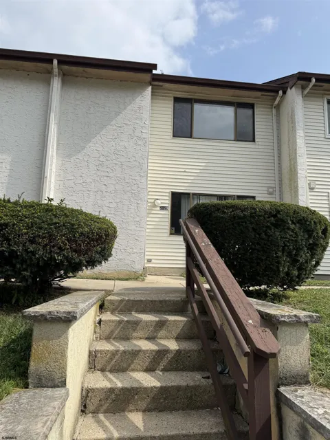 2123 Rhododendron Ct