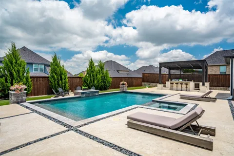 601 Sunbury Lane
