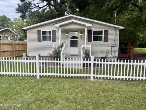 204 Pinewood Avenue
