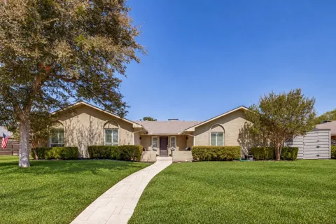 6755 Hillwood Lane