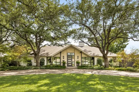 4418 Crooked Lane