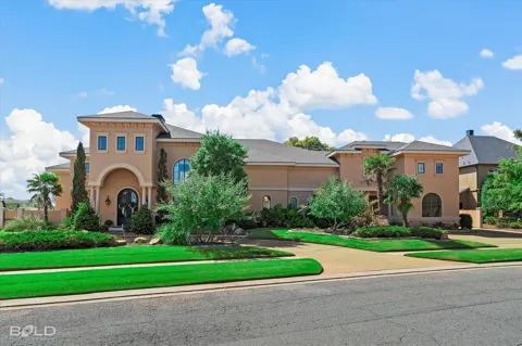 207 Beach Drive