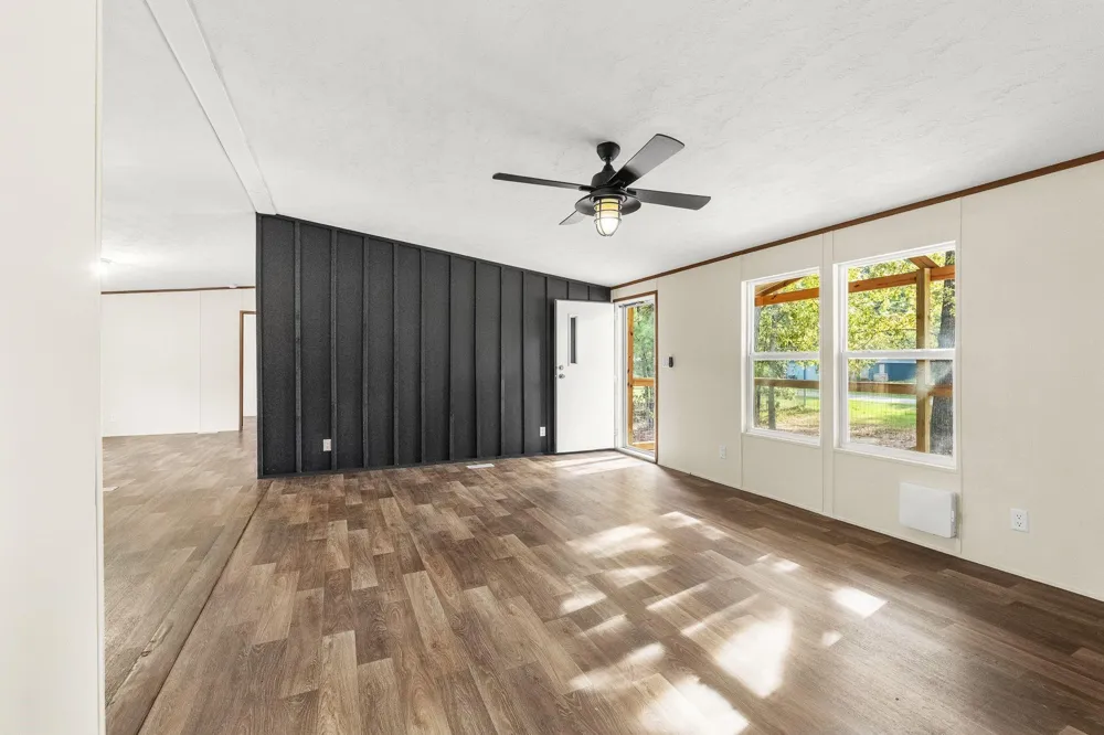 472 Antigua Drive Point Blank, TX 77364