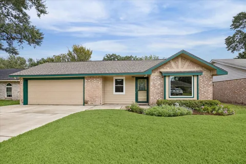 13626 Greenridge Drive