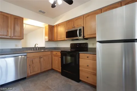 Cockleshell Drive #901