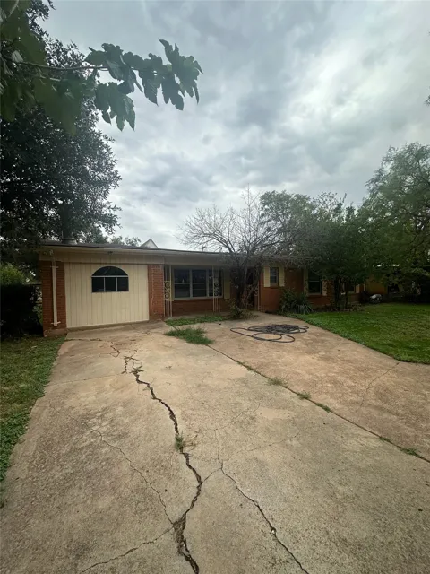 401 S Jefferson Drive