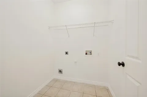 3132 Somerset Lane