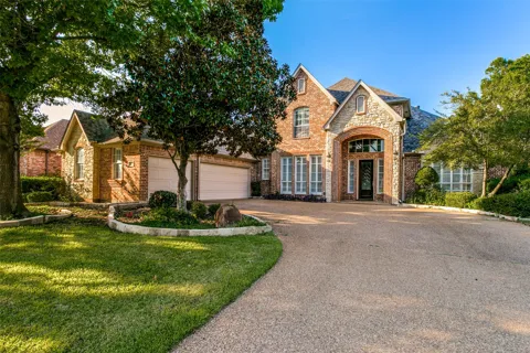 865 Thomas Crossing Drive