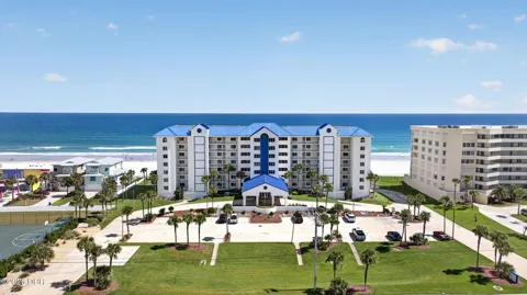 4601 S Atlantic Avenue #202