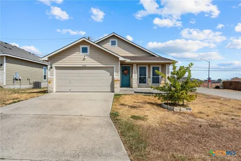 2420 Bellmont
