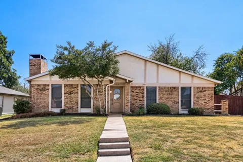 1012 Bellflower Drive
