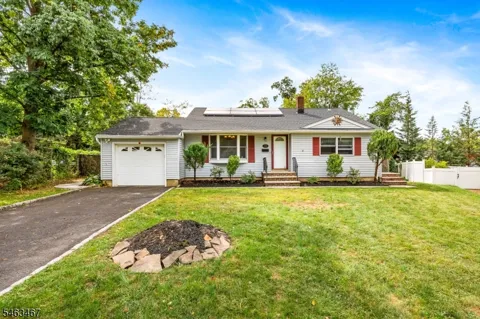 233 Henry Ct