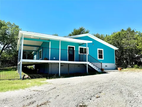 2618 Creekview Drive