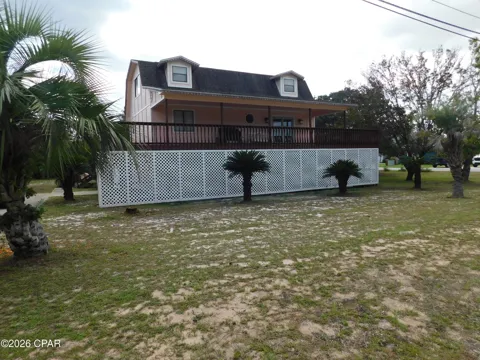 22421 Lakeview Lane
