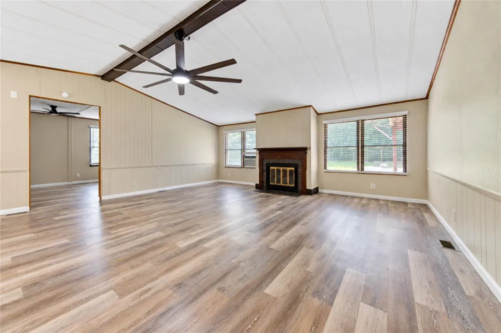 21 Pine Road Coldspring, TX 77331