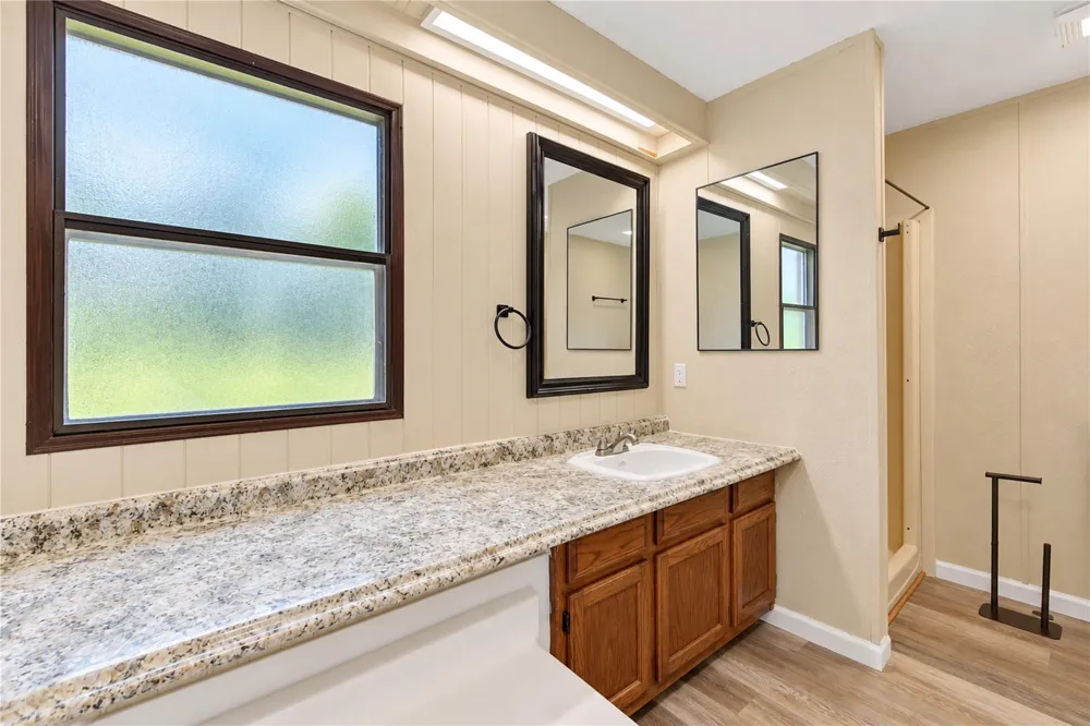 21 Pine Road Coldspring, TX 77331