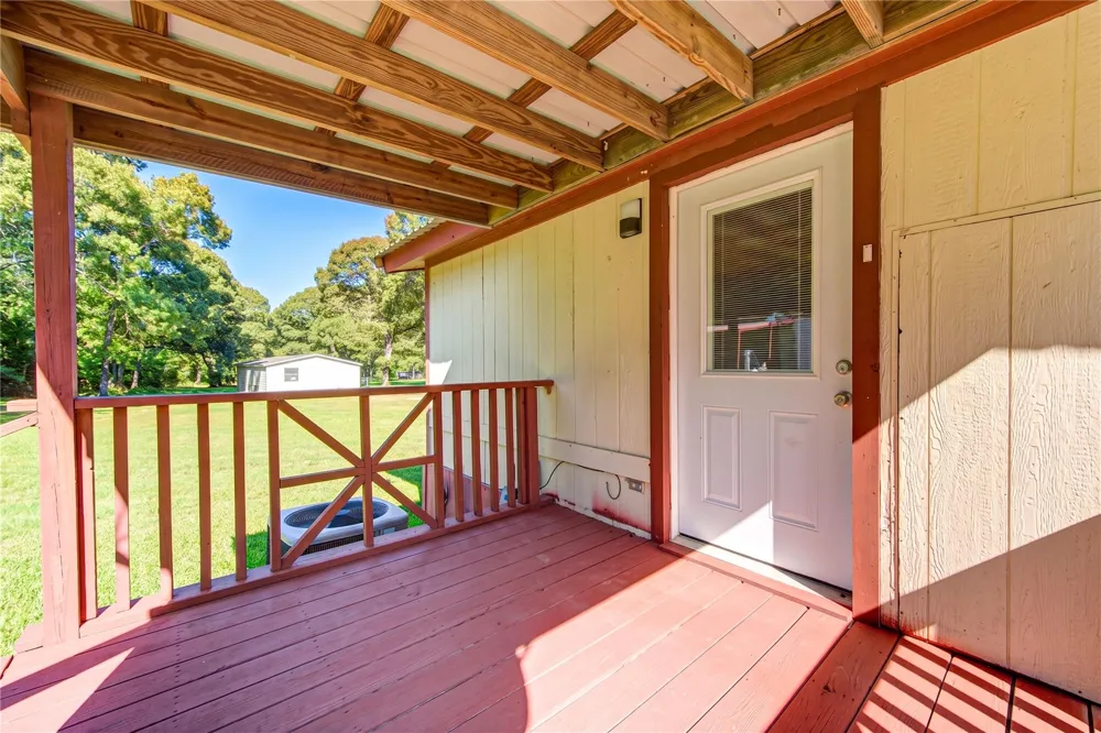 21 Pine Road Coldspring, TX 77331