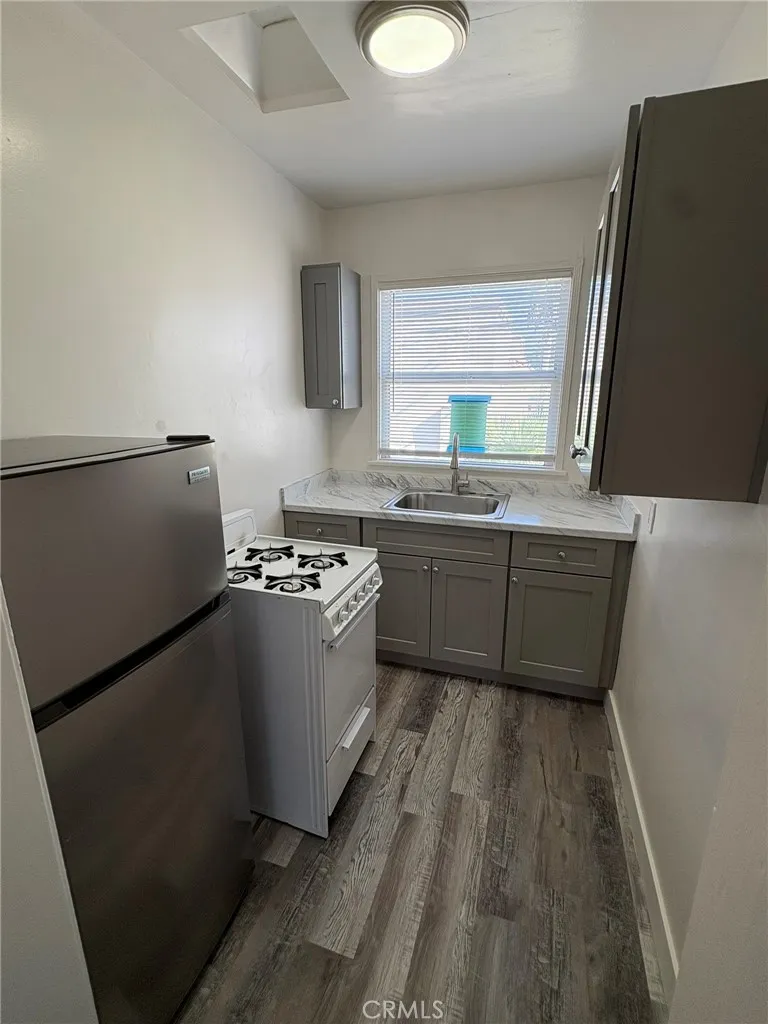 530 W 21st San Bernardino, CA 92405