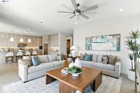 1590 Ponza Circle