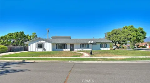 340 W Caroline Street