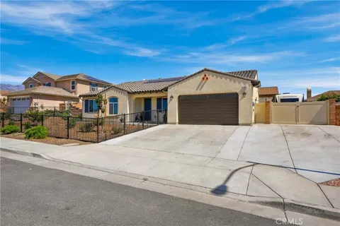 1560 Foothill
