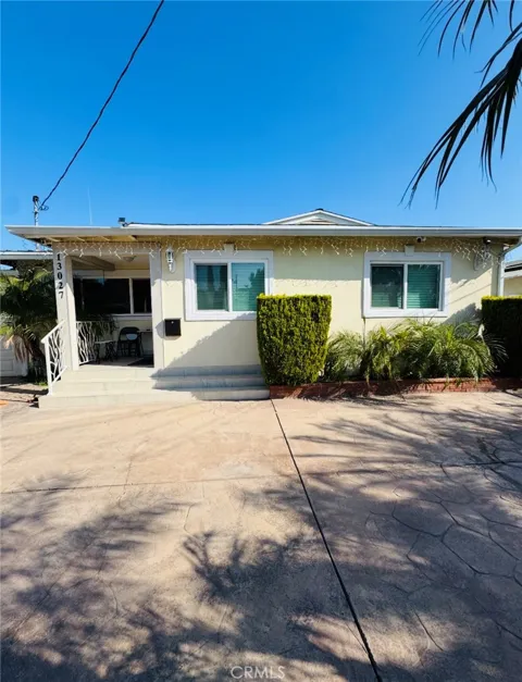 13027 Aetna Street