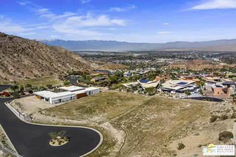 44 Rim Crest Road