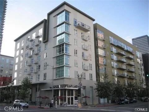 645 W 9th Street #618