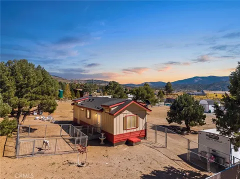 45675 Falling Springs