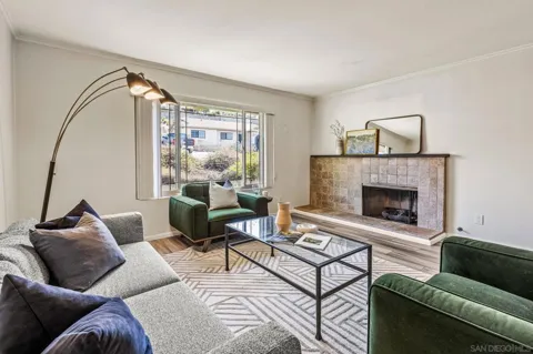 6796 Greenbrier Court