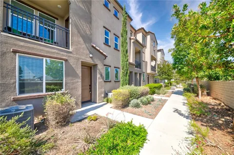 249 N. Magnolia Ave. #3